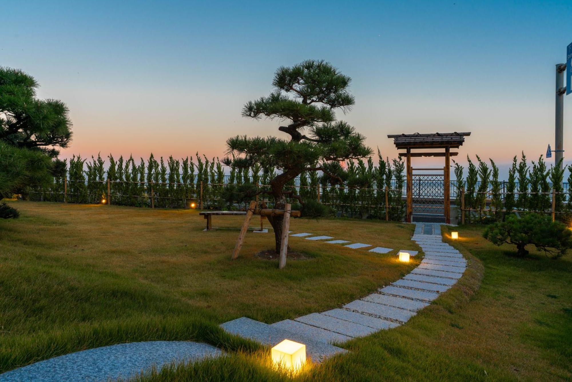 Hotel Isoaruki No Yuyado Ushiogumo -6 Years Or Older- à Kawazu Extérieur photo